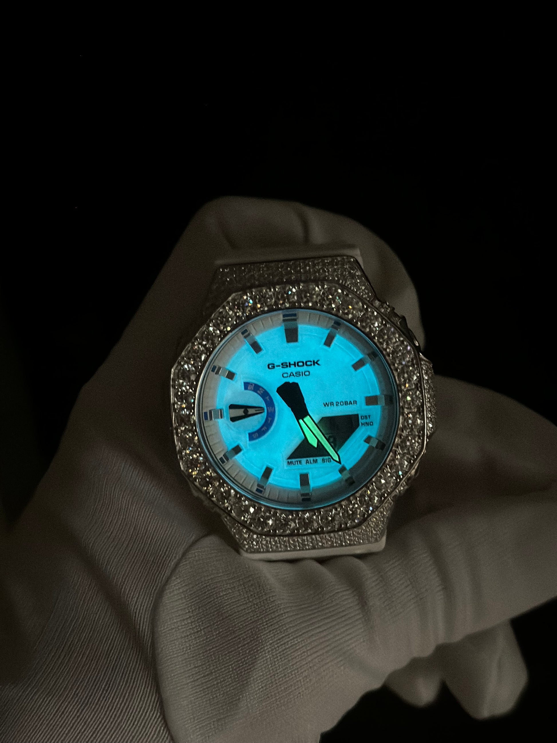 Montre G-Shock Custom Hip Hop – Moissanite 925 Silver IcedOut Luminous Dial - Luxury Mod GA2100